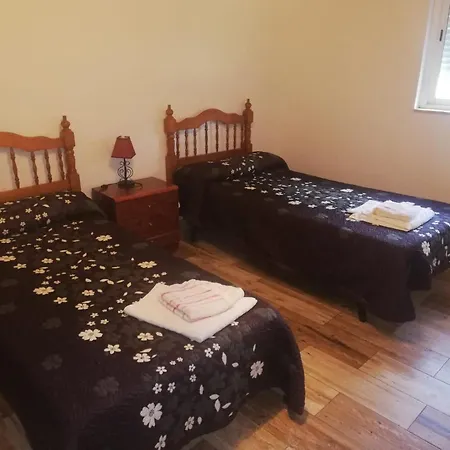Albergue Santa Ana San Martín del Camino Buitenkant foto